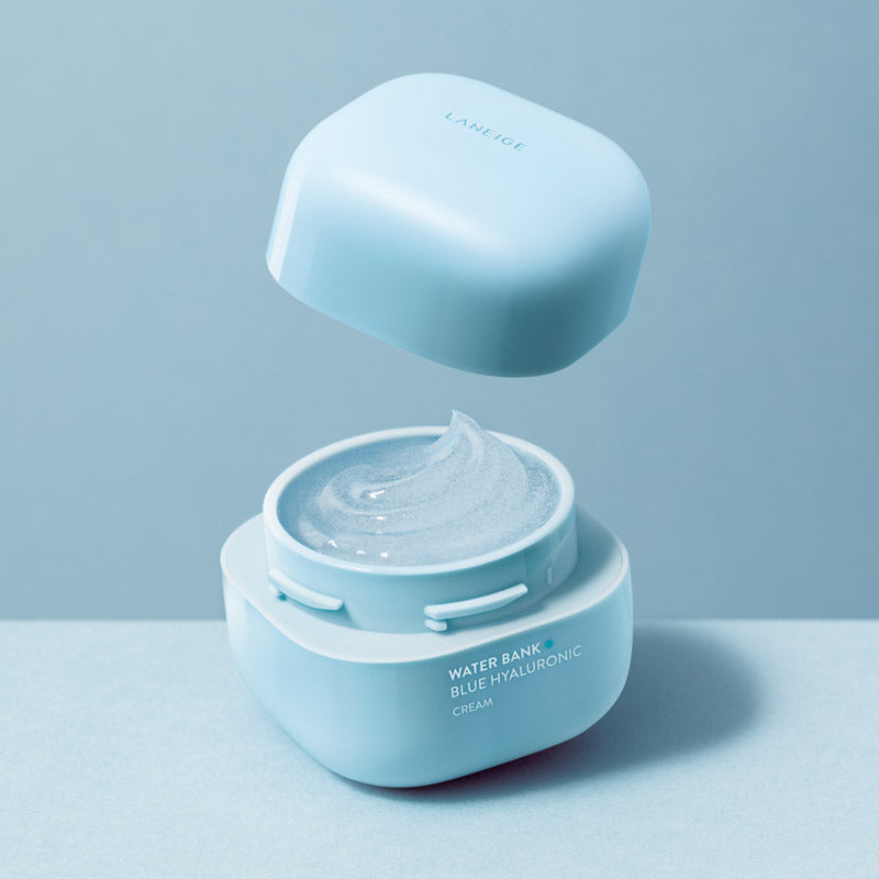 Texture of LANEIGE Water Bank Blue Hyaluronic Cream (Combination to Oily Skin) | K-Beauty Blossom USA