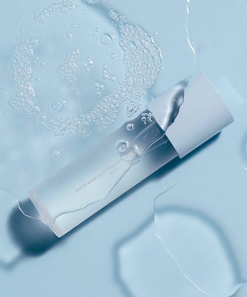 Texture of LANEIGE Water Bank Blue Hyaluronic Essence Toner for Dry Skin | K-Beauty Blossom USA